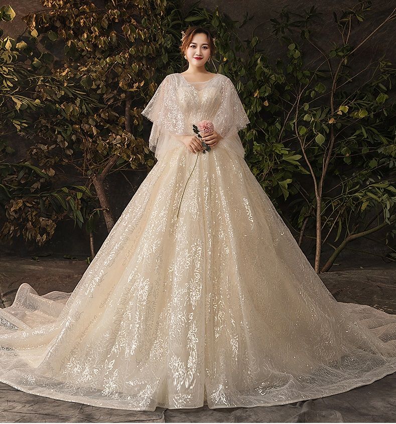 Top 8 mẫu váy cưới cho cô dâu tròn trịa - đập tan mọi lo lắng